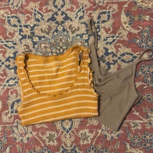 2 cute tank tops ;) - Picture 1 of 5